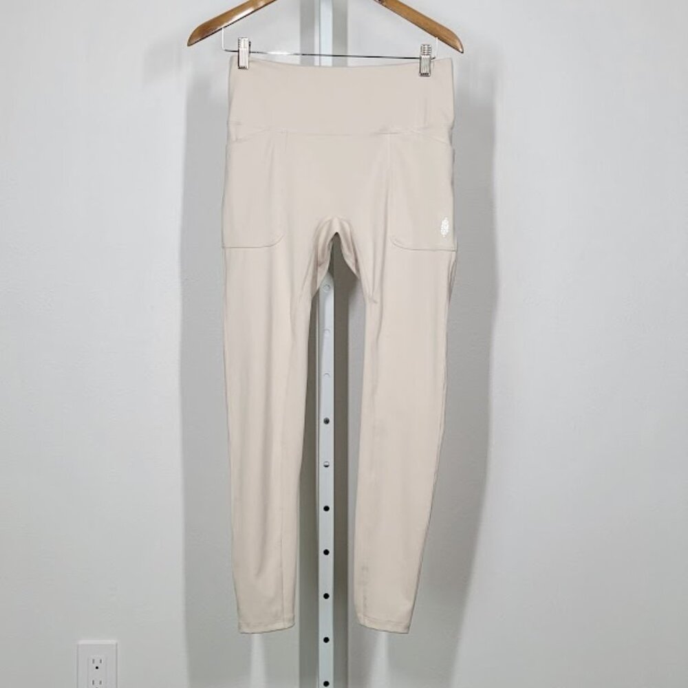 FREE PEOPLE pockets full legging Sz  M  NEW